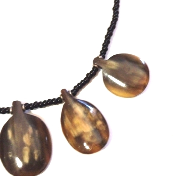 HANDMADE COW HORN BEADED BLACK SEED BEADED BARREL CLASP 19" NECKLACE - Picture 4 of 11